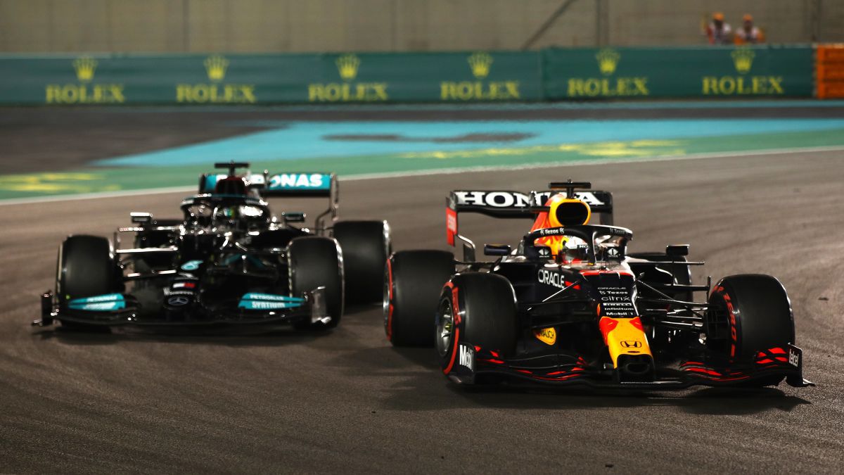 Giraffe Generals Formula One Tickets WorldWide